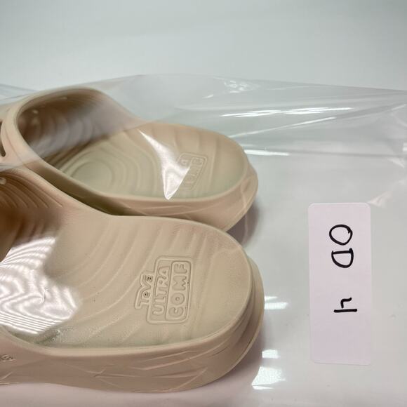 Teva Apretrail Slide Beige Slip On Comfort Sandals Recovery Women’s Size 9 - Picture 10 of 10